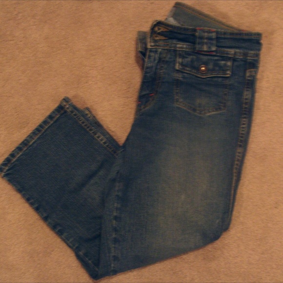 Levi's Denim - Levi capri's size 7